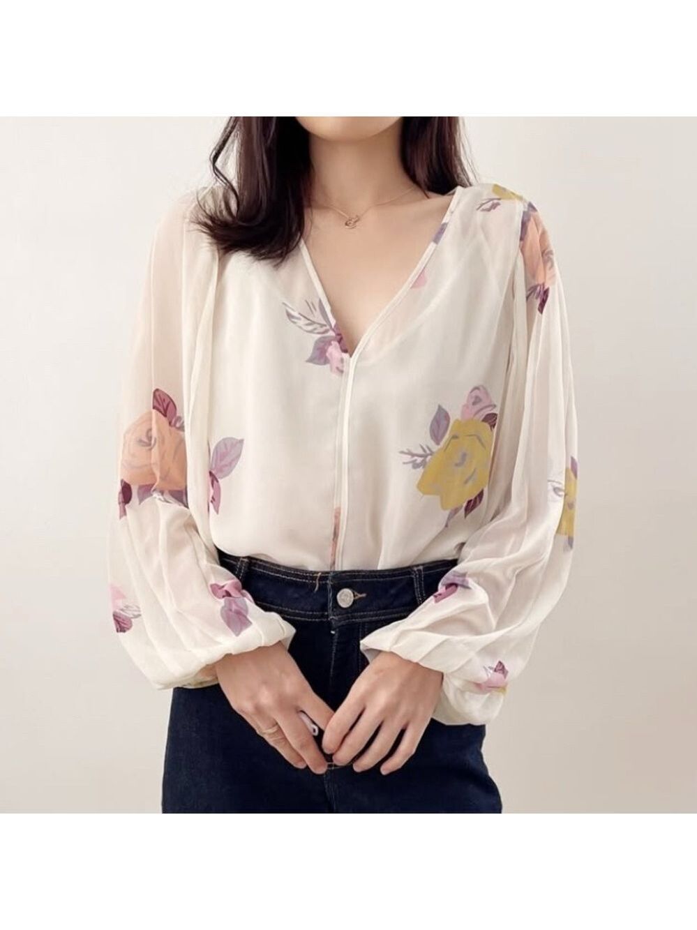 Massimo Dutti Sheer Floral V-Neck tier back Pleated Blouse w/cami Cream sz 4